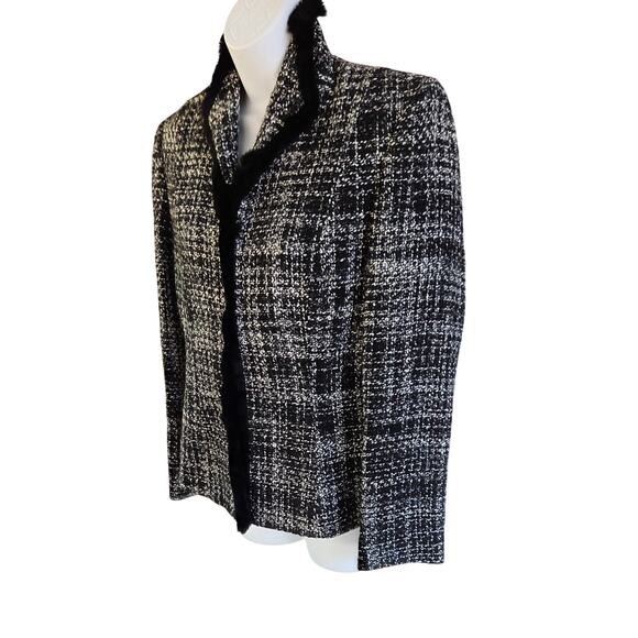 Tahari by Arthur Levine Tweed Faux Fur Trim Jacket Black & White Sz 10 - Picture 7 of 9